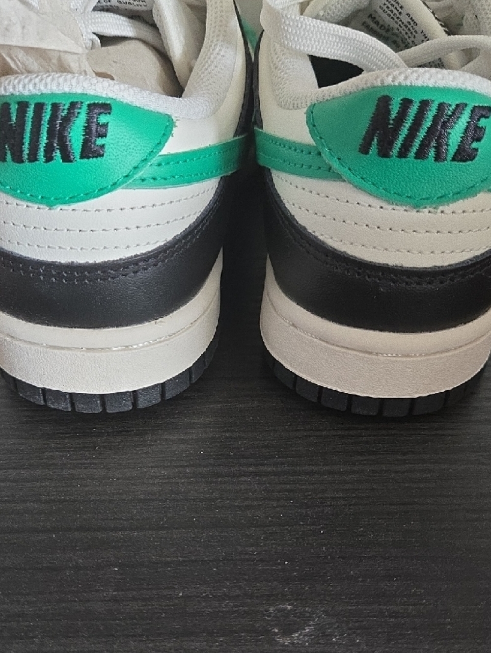 Nike Dunk Low Celtics Style Low-Top Sneakers New Women 9 Men 7.5 New - Picture 4 of 9